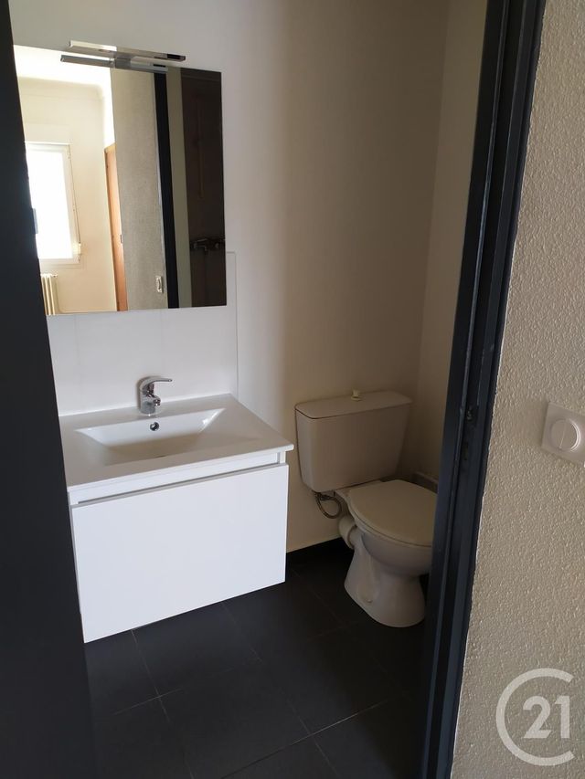 Studio à louer - 1 pièce - 19.0 m2 - LORIENT - 56 - BRETAGNE - Century 21 Immobilier Diffusion Studio à louer - 1 pièce - 19.0 m2 - LORIENT - 56 - BRETAGNE - Century 21 Immobilier Diffusion