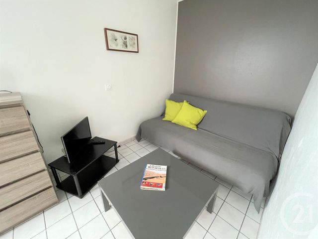 Appartement F1 à louer - 1 pièce - 15.0 m2 - LANESTER - 56 - BRETAGNE - Century 21 Immobilier Diffusion Appartement F1 à louer - 1 pièce - 15.0 m2 - LANESTER - 56 - BRETAGNE - Century 21 Immobilier Diffusion