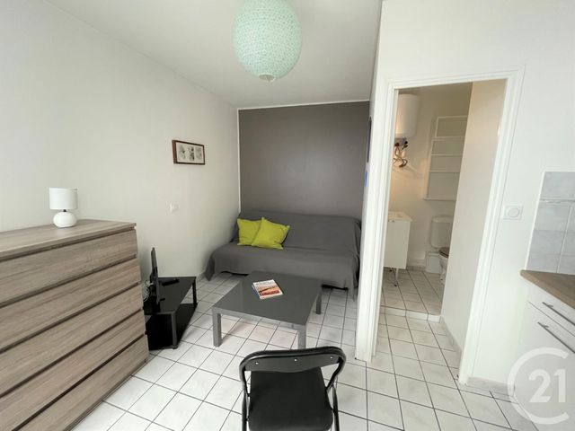 Appartement F1 à louer - 1 pièce - 15.0 m2 - LANESTER - 56 - BRETAGNE - Century 21 Immobilier Diffusion Appartement F1 à louer - 1 pièce - 15.0 m2 - LANESTER - 56 - BRETAGNE - Century 21 Immobilier Diffusion