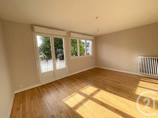 Appartement F4 à louer - 4 pièces - 73.48 m2 - LORIENT - 56 - BRETAGNE - Century 21 Immobilier Diffusion