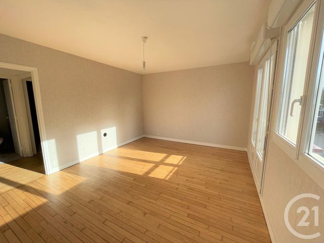 Appartement F4 à louer - 4 pièces - 73.48 m2 - LORIENT - 56 - BRETAGNE - Century 21 Immobilier Diffusion