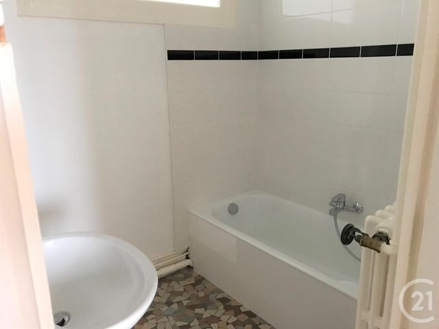 Appartement F4 à louer - 4 pièces - 77.94 m2 - LORIENT - 56 - BRETAGNE - Century 21 Immobilier Diffusion