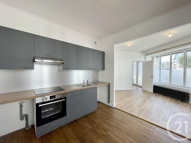 Appartement F4 à louer - 4 pièces - 67.08 m2 - LORIENT - 56 - BRETAGNE - Century 21 Immobilier Diffusion