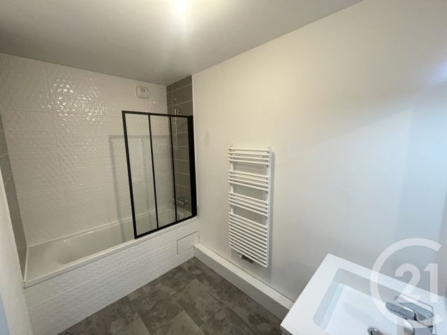 Appartement F3 à vendre - 3 pièces - 64.6 m2 - LORIENT - 56 - BRETAGNE - Century 21 Immobilier Diffusion