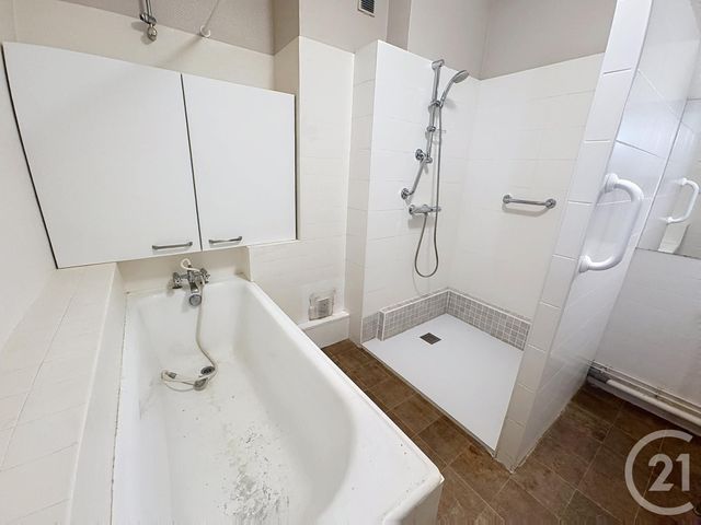 Appartement F5 à vendre - 5 pièces - 106.07 m2 - LORIENT - 56 - BRETAGNE - Century 21 Immobilier Diffusion