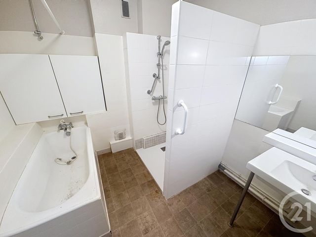 Appartement F5 à vendre - 5 pièces - 106.07 m2 - LORIENT - 56 - BRETAGNE - Century 21 Immobilier Diffusion