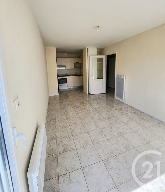 Appartement à louer - 2 pièces - 38.0 m2 - LORIENT - 56 - BRETAGNE - Century 21 Immobilier Diffusion