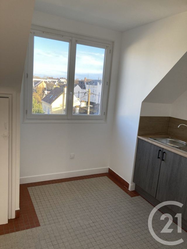 Appartement à louer - 2 pièces - 42.43 m2 - LORIENT - 56 - BRETAGNE - Century 21 Immobilier Diffusion