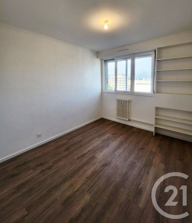 Appartement T5 à louer - 5 pièces - 83.08 m2 - LORIENT - 56 - BRETAGNE - Century 21 Immobilier Diffusion