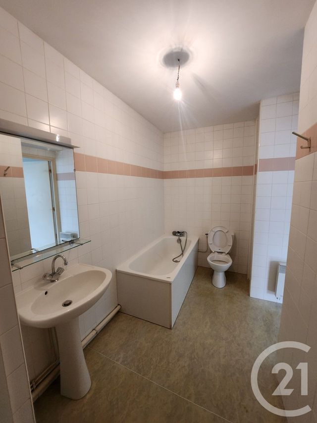 Appartement F2 à louer - 2 pièces - 37.29 m2 - LORIENT - 56 - BRETAGNE - Century 21 Immobilier Diffusion