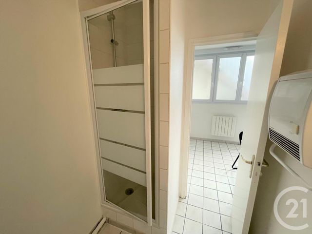 Appartement F1 à louer - 1 pièce - 15.4 m2 - LANESTER - 56 - BRETAGNE - Century 21 Immobilier Diffusion