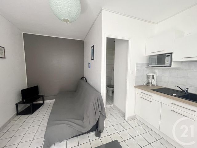 Appartement F1 à louer - 1 pièce - 15.4 m2 - LANESTER - 56 - BRETAGNE - Century 21 Immobilier Diffusion