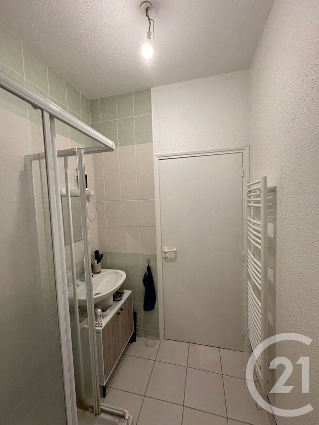 Appartement T2 à louer - 2 pièces - 29.0 m2 - LORIENT - 56 - BRETAGNE - Century 21 Immobilier Diffusion