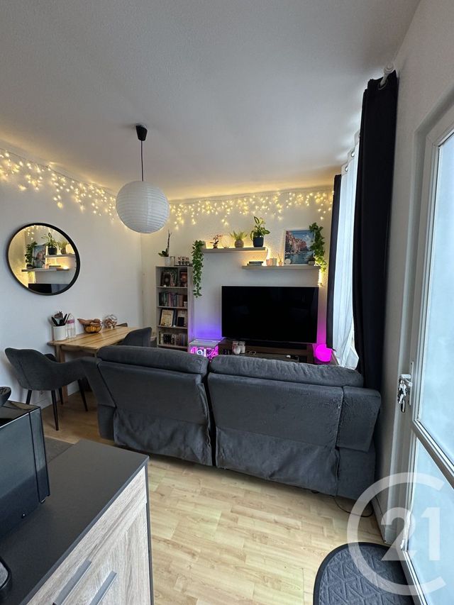 Appartement T2 à louer - 2 pièces - 29.0 m2 - LORIENT - 56 - BRETAGNE - Century 21 Immobilier Diffusion