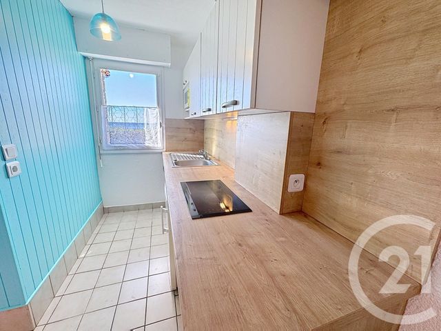 Appartement T2 à vendre - 2 pièces - 31.95 m2 - PLOEMEUR - 56 - BRETAGNE - Century 21 Immobilier Diffusion
