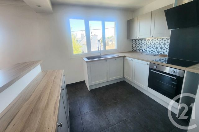 Appartement T5 à louer - 5 pièces - 75.87 m2 - LORIENT - 56 - BRETAGNE - Century 21 Immobilier Diffusion