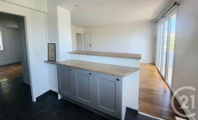 Appartement T5 à louer - 5 pièces - 75.87 m2 - LORIENT - 56 - BRETAGNE - Century 21 Immobilier Diffusion