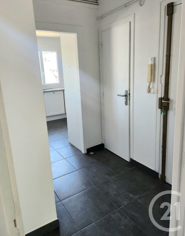 Appartement T5 à louer - 5 pièces - 75.87 m2 - LORIENT - 56 - BRETAGNE - Century 21 Immobilier Diffusion