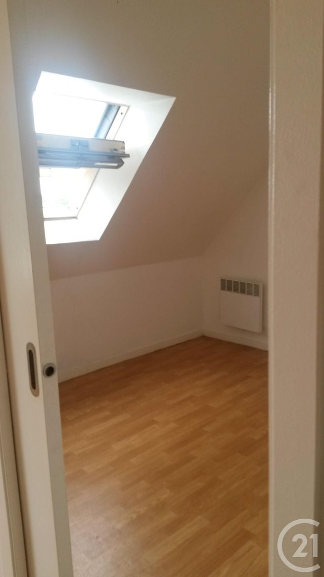 Appartement à louer - 2 pièces - 28.0 m2 - LORIENT - 56 - BRETAGNE - Century 21 Immobilier Diffusion