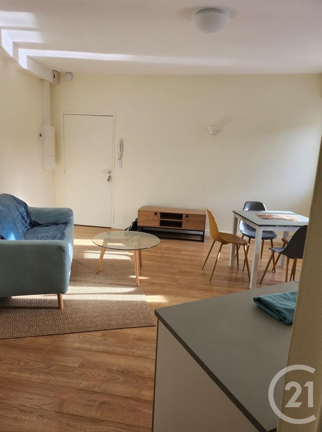 Appartement T2 à louer - 2 pièces - 43.52 m2 - LORIENT - 56 - BRETAGNE - Century 21 Immobilier Diffusion