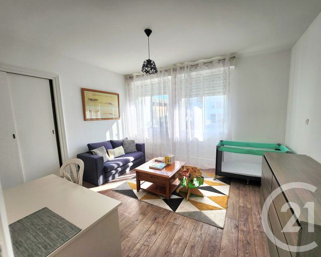 Appartement T4 à louer - 4 pièces - 106.2 m2 - LORIENT - 56 - BRETAGNE - Century 21 Immobilier Diffusion
