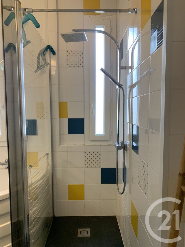Appartement T4 à louer - 4 pièces - 106.2 m2 - LORIENT - 56 - BRETAGNE - Century 21 Immobilier Diffusion