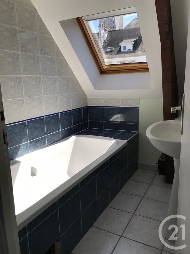 Appartement F3 à louer - 3 pièces - 44.19 m2 - LORIENT - 56 - BRETAGNE - Century 21 Immobilier Diffusion