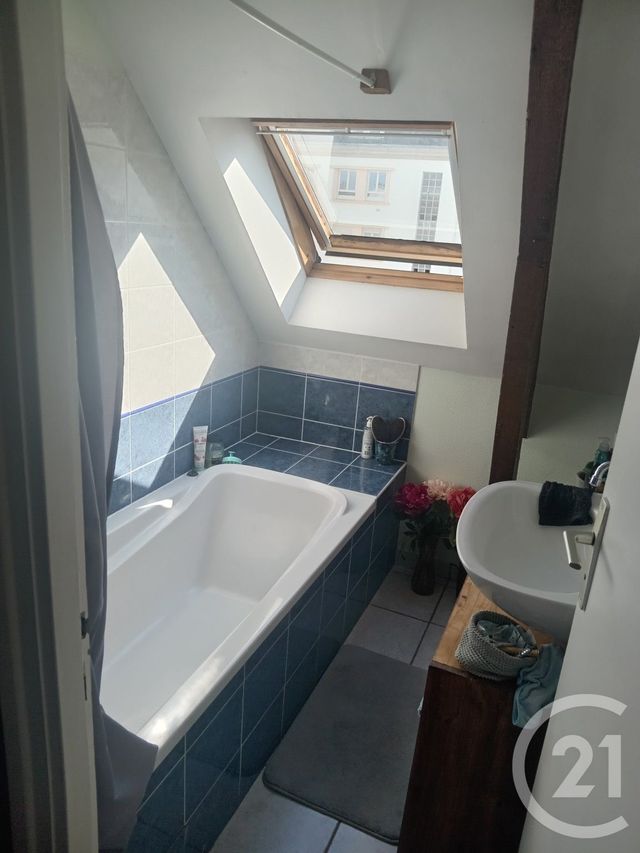 Appartement F3 à louer - 3 pièces - 44.19 m2 - LORIENT - 56 - BRETAGNE - Century 21 Immobilier Diffusion