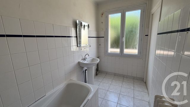 Appartement T3 à vendre - 3 pièces - 65.4 m2 - LORIENT - 56 - BRETAGNE - Century 21 Immobilier Diffusion