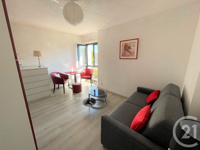 Appartement F1 à louer - 1 pièce - 18.0 m2 - LORIENT - 56 - BRETAGNE - Century 21 Immobilier Diffusion