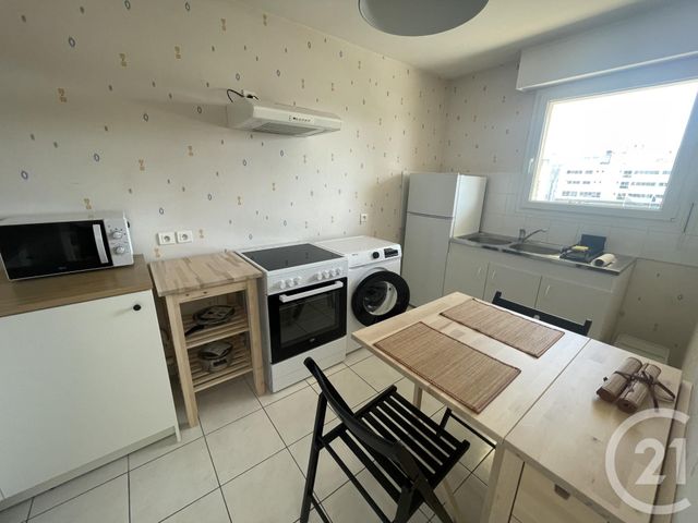 Appartement F2 à louer - 2 pièces - 42.35 m2 - LORIENT - 56 - BRETAGNE - Century 21 Immobilier Diffusion