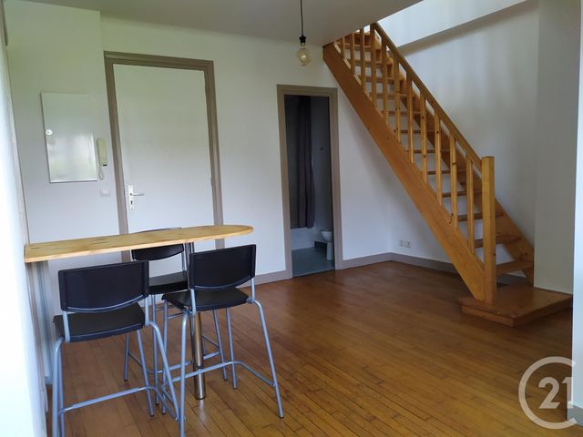 Appartement Duplex à louer - 2 pièces - 29.0 m2 - LORIENT - 56 - BRETAGNE - Century 21 Immobilier Diffusion
